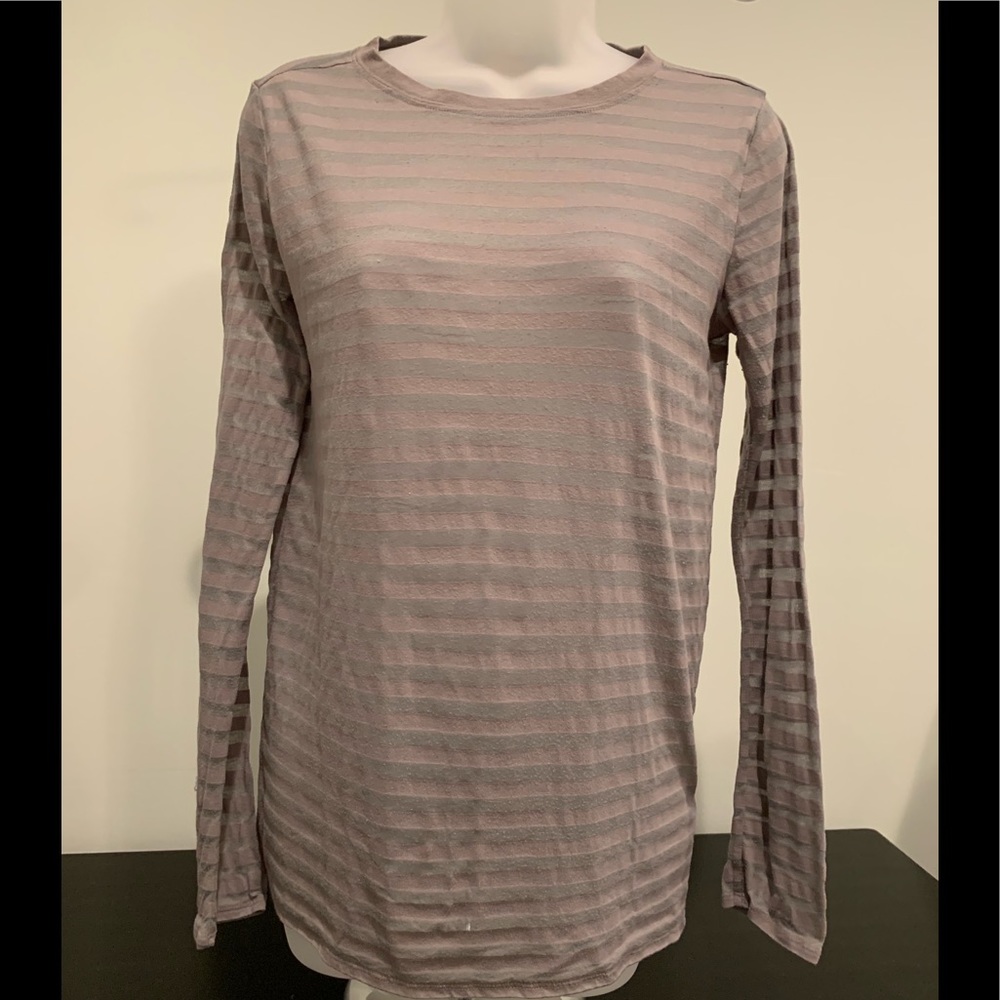 Gap Stripped Gray Shirt